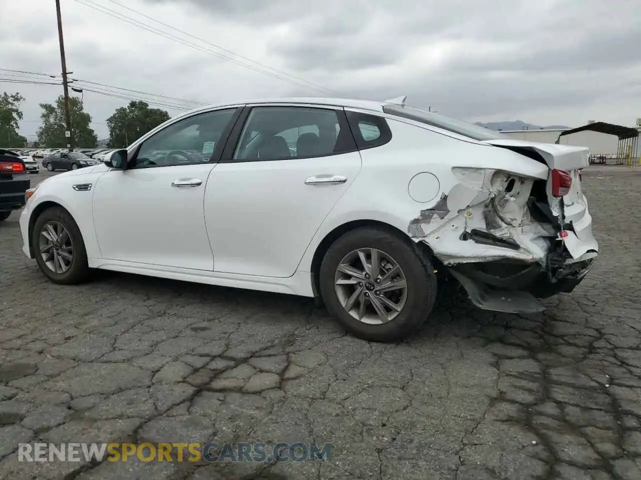 2 Photograph of a damaged car 5XXGT4L33KG377586 KIA OPTIMA 2019