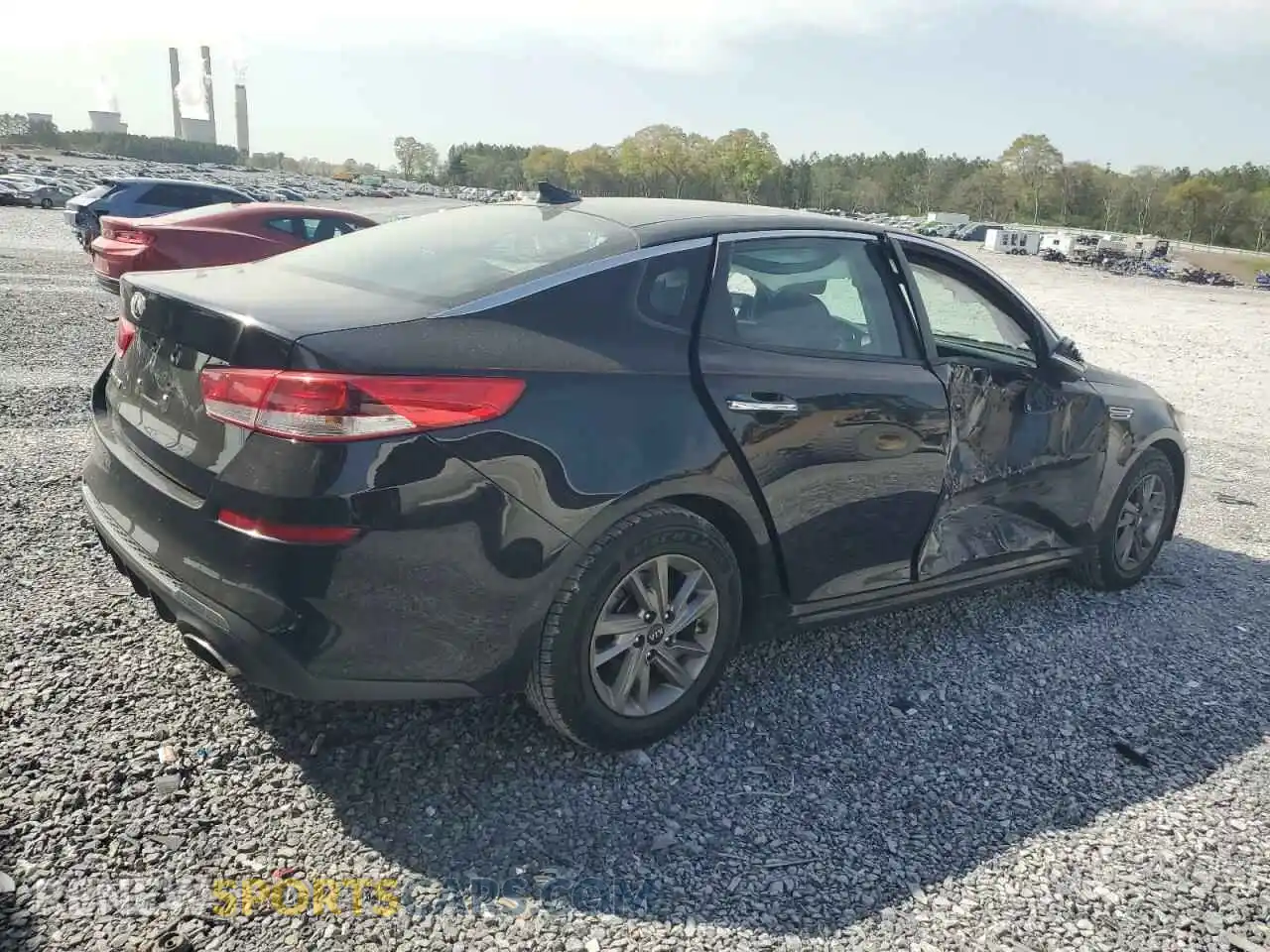 3 fotografías del automóvil dañado 5XXGT4L34KG341213 KIA OPTIMA 2019