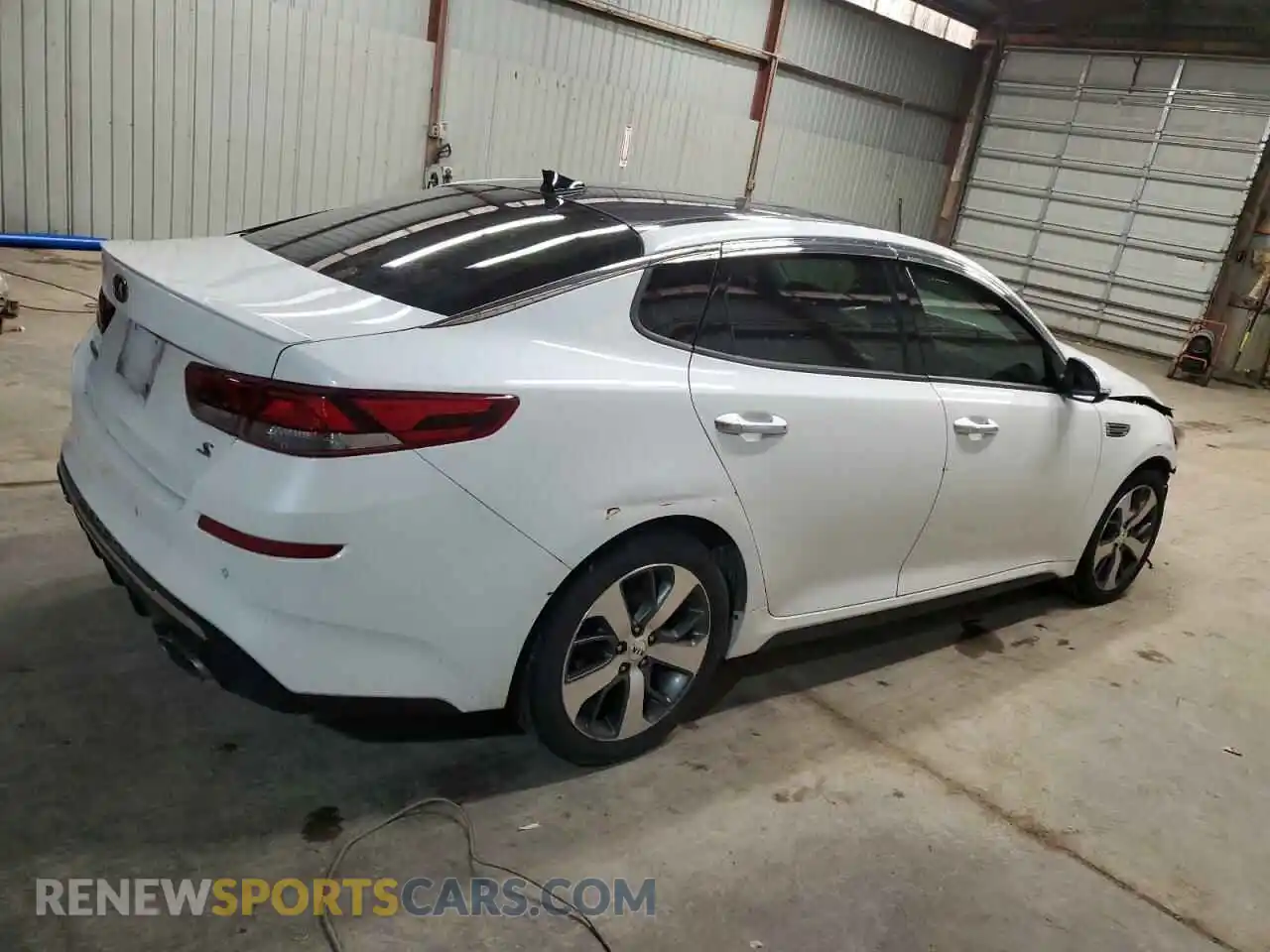 3 Photograph of a damaged car 5XXGT4L35KG370042 KIA OPTIMA 2019