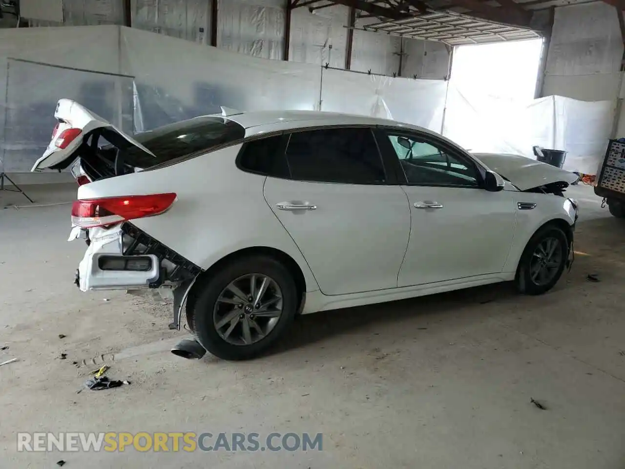 3 Photograph of a damaged car 5XXGT4L36KG310707 KIA OPTIMA 2019