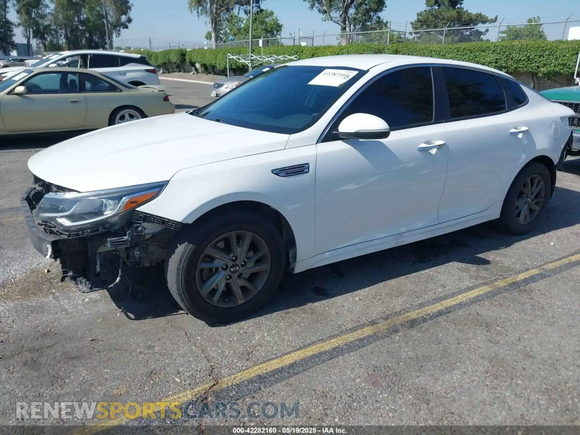 2 Photograph of a damaged car 5XXGT4L36KG313302 KIA OPTIMA 2019