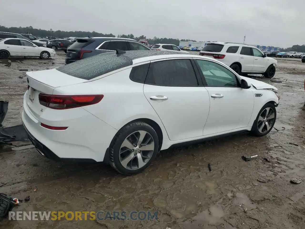 3 Photograph of a damaged car 5XXGT4L36KG360880 KIA OPTIMA 2019