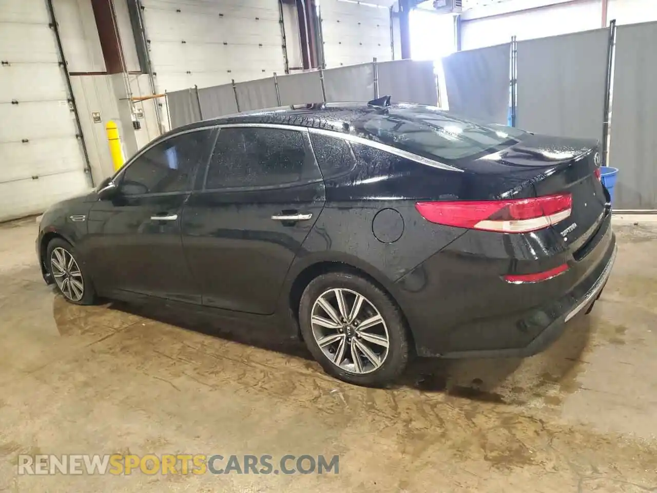 2 Photograph of a damaged car 5XXGT4L37KG346034 KIA OPTIMA 2019