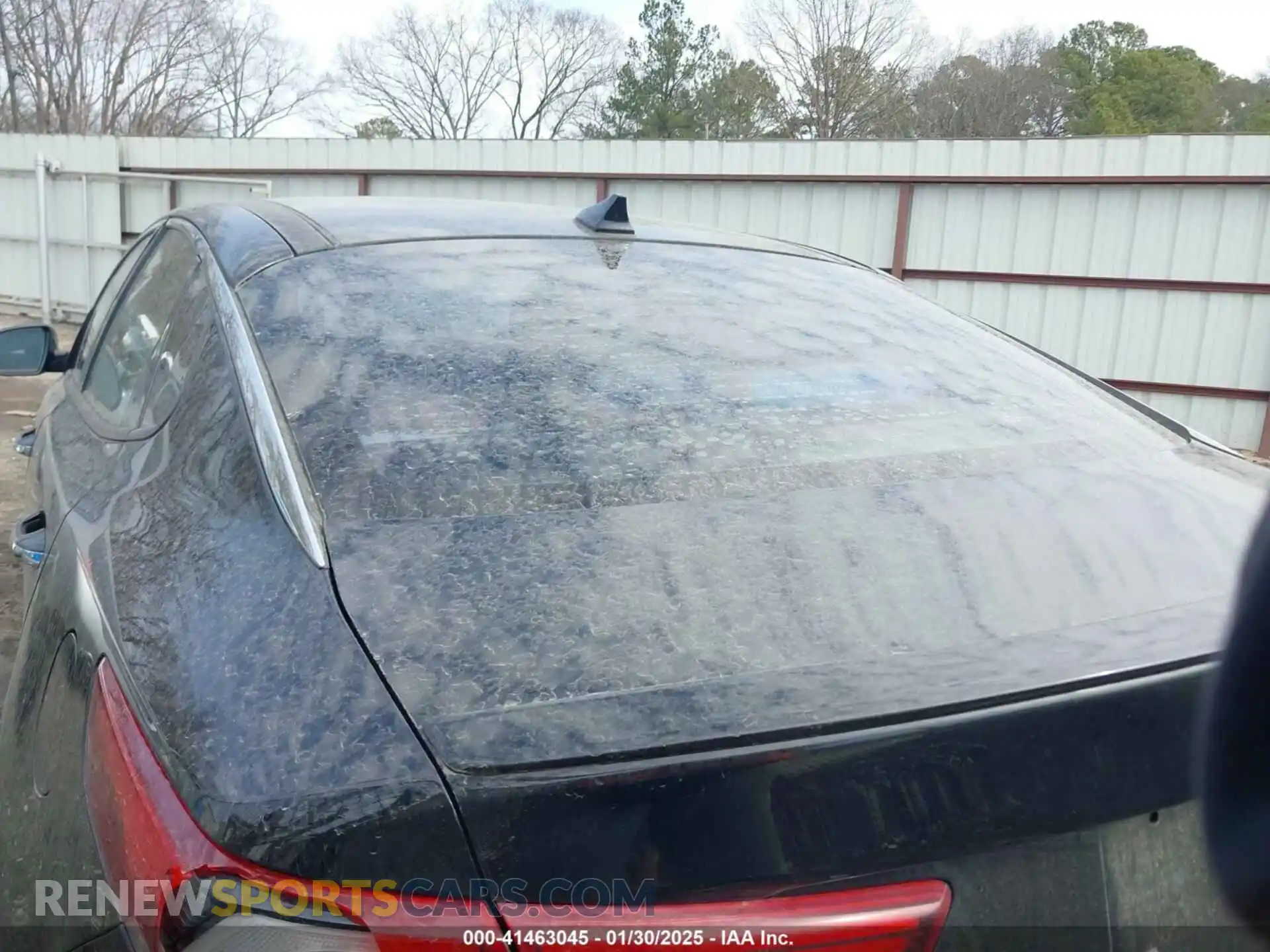3 Photograph of a damaged car 5XXGT4L37KG372813 KIA OPTIMA 2019