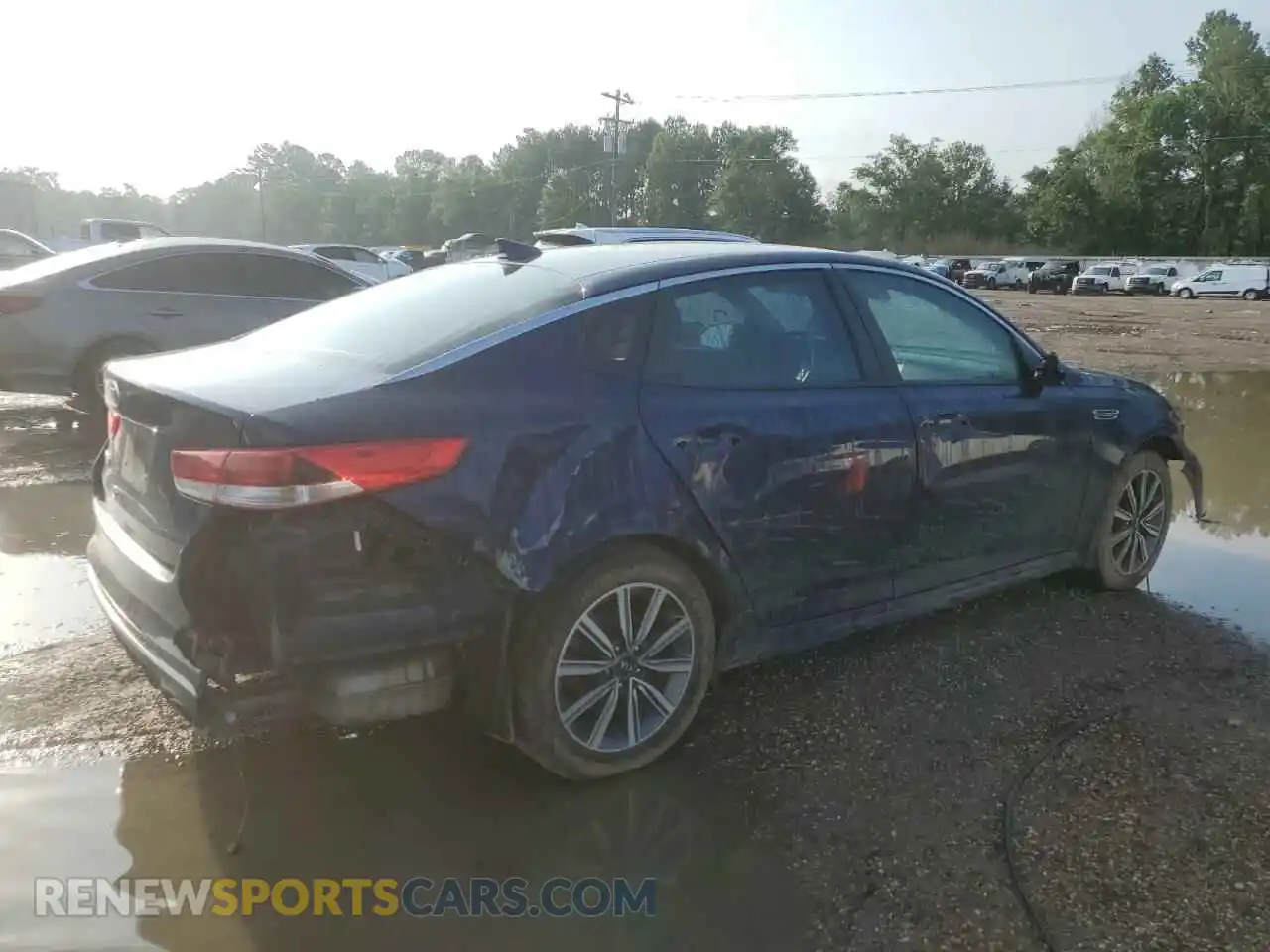 3 Photograph of a damaged car 5XXGT4L38KG359357 KIA OPTIMA 2019