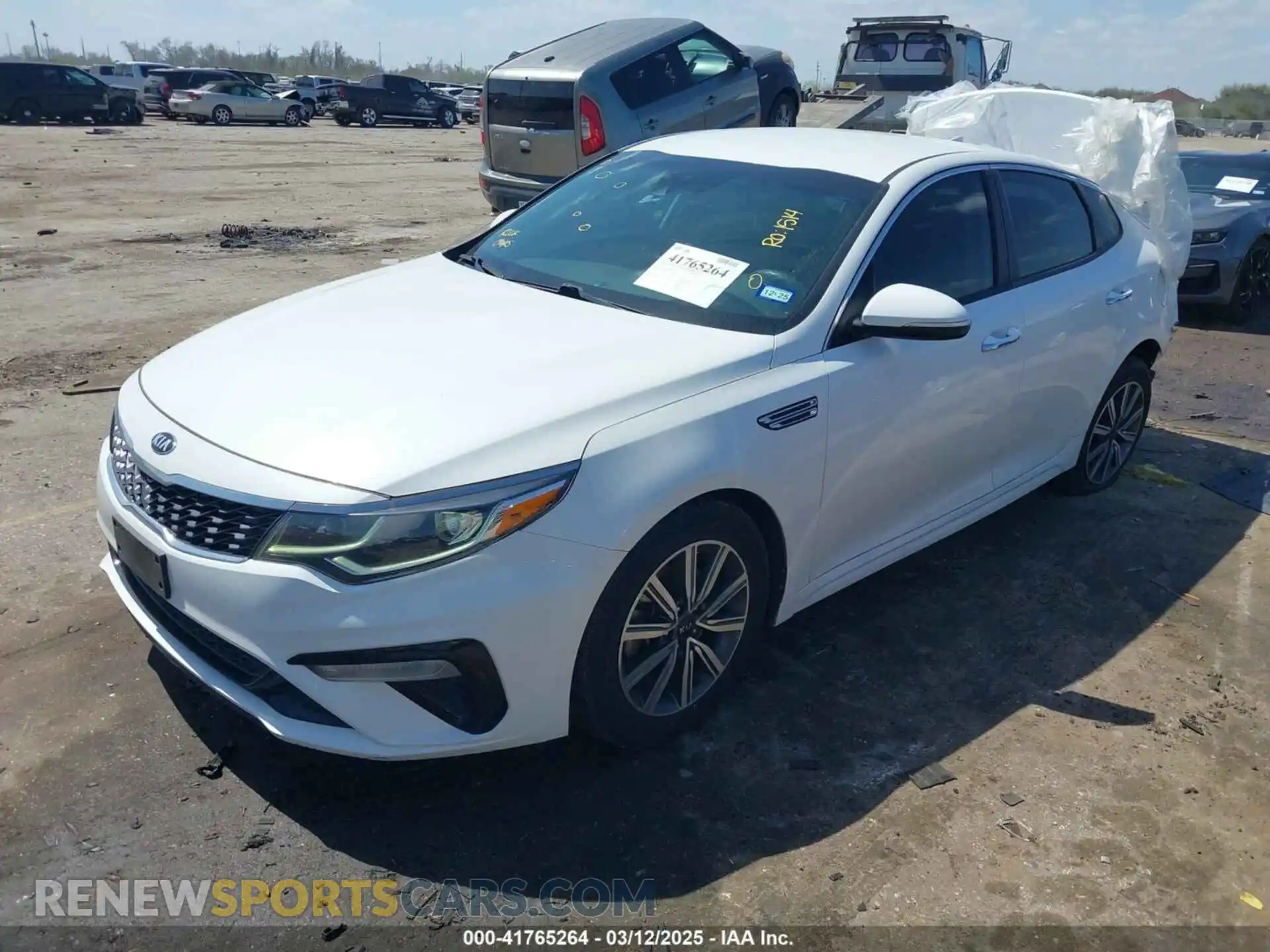 2 Photograph of a damaged car 5XXGT4L39KG374935 KIA OPTIMA 2019