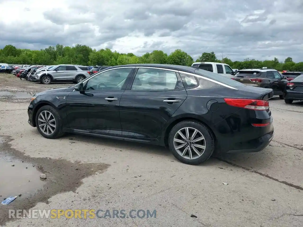 2 fotografías del automóvil dañado 5XXGT4L3XKG302285 KIA OPTIMA 2019