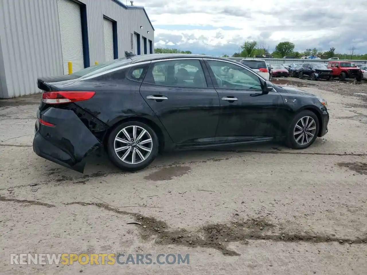 3 fotografías del automóvil dañado 5XXGT4L3XKG302285 KIA OPTIMA 2019