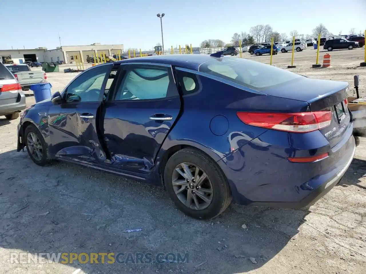 2 Photograph of a damaged car 5XXGT4L3XKG340499 KIA OPTIMA 2019