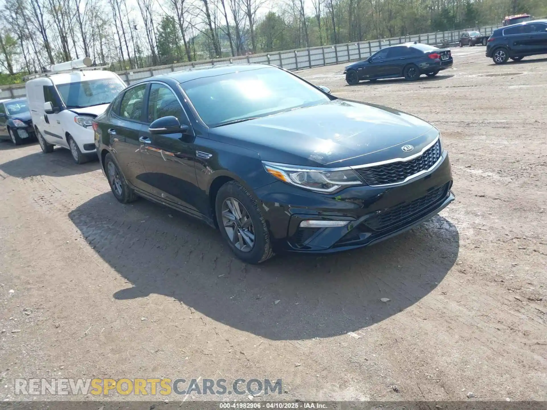 1 Photograph of a damaged car 5XXGT4L3XKG349221 KIA OPTIMA 2019