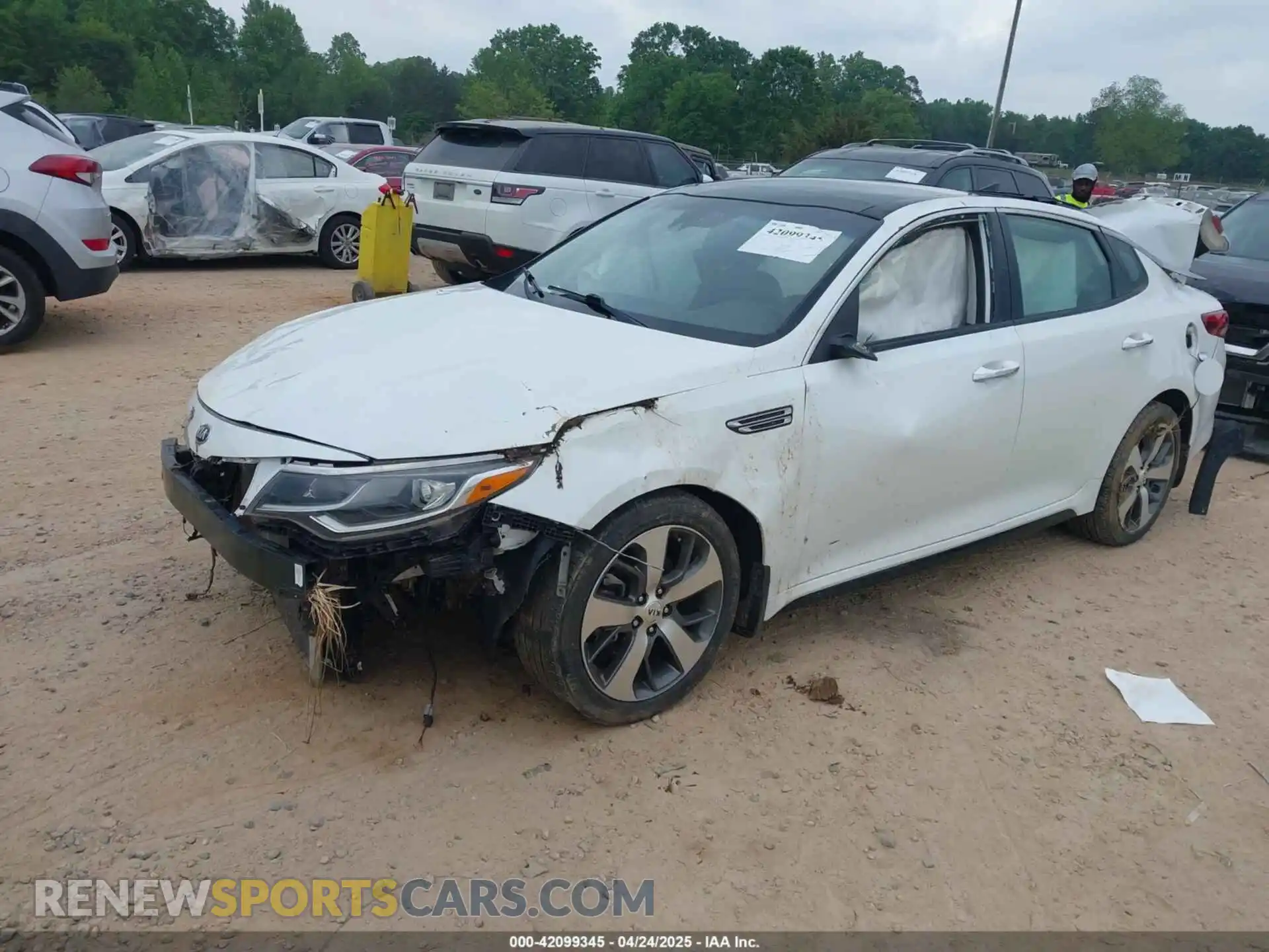 2 Photograph of a damaged car 5XXGT4L3XKG366276 KIA OPTIMA 2019