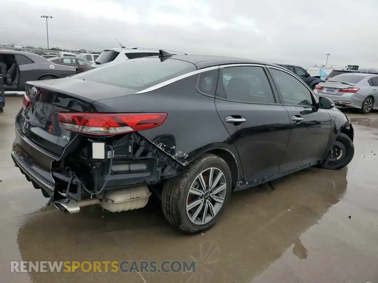 3 Photograph of a damaged car 5XXGU4L10KG304073 KIA OPTIMA 2019