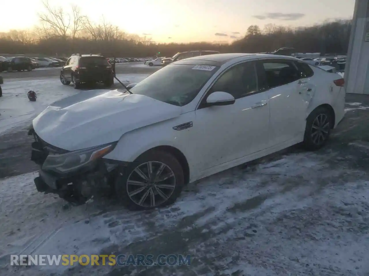 1 Photograph of a damaged car 5XXGU4L15KG342415 KIA OPTIMA 2019