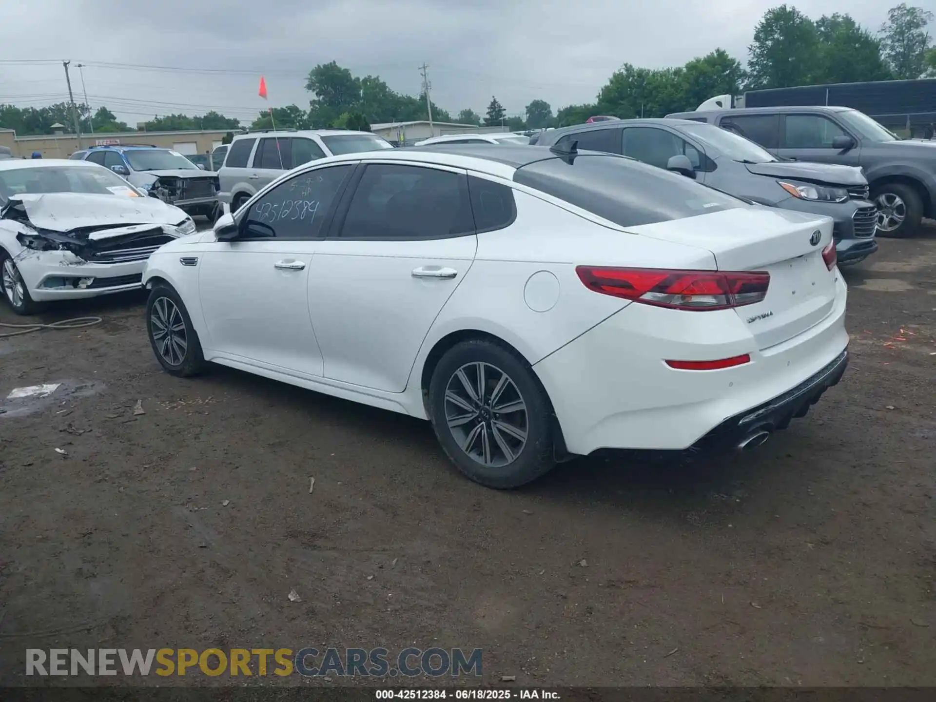 3 Фотография поврежденного автомобиля 5XXGU4L19KG344359 KIA OPTIMA 2019