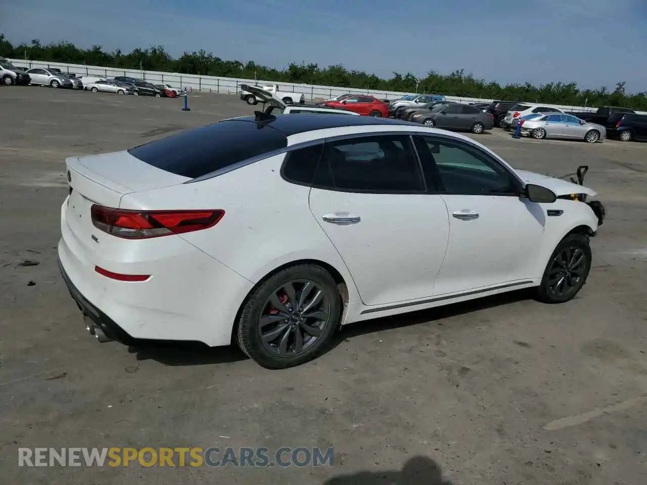 3 Фотография поврежденного автомобиля 5XXGV4L2XKG330038 KIA OPTIMA 2019