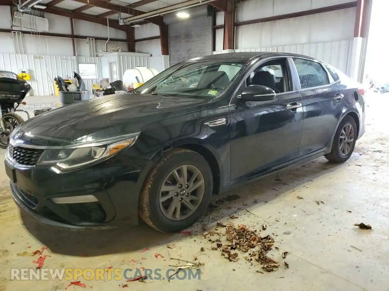 1 Photograph of a damaged car 5XXGT4L31LG398745 KIA OPTIMA 2020