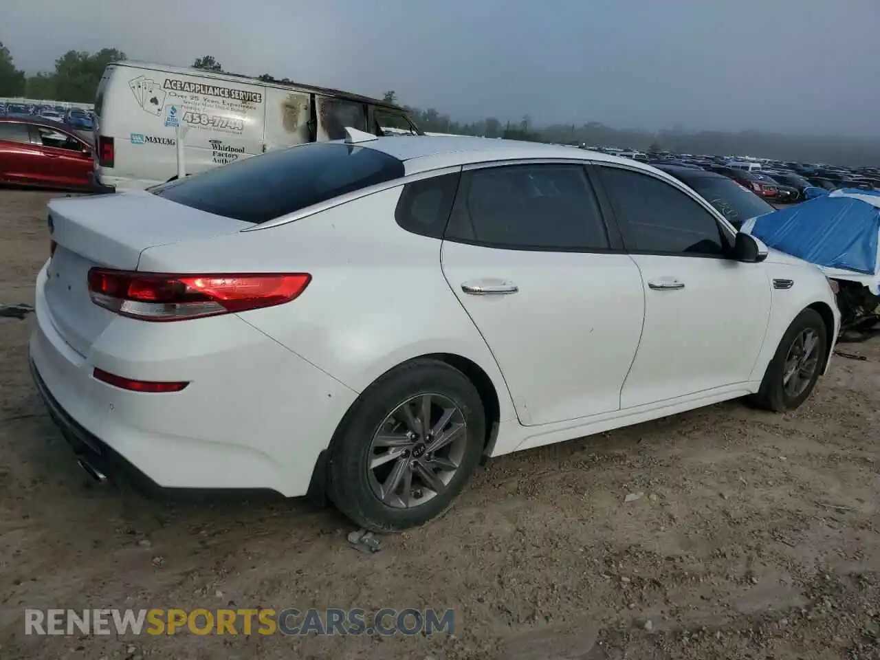 3 Photograph of a damaged car 5XXGT4L31LG451444 KIA OPTIMA 2020
