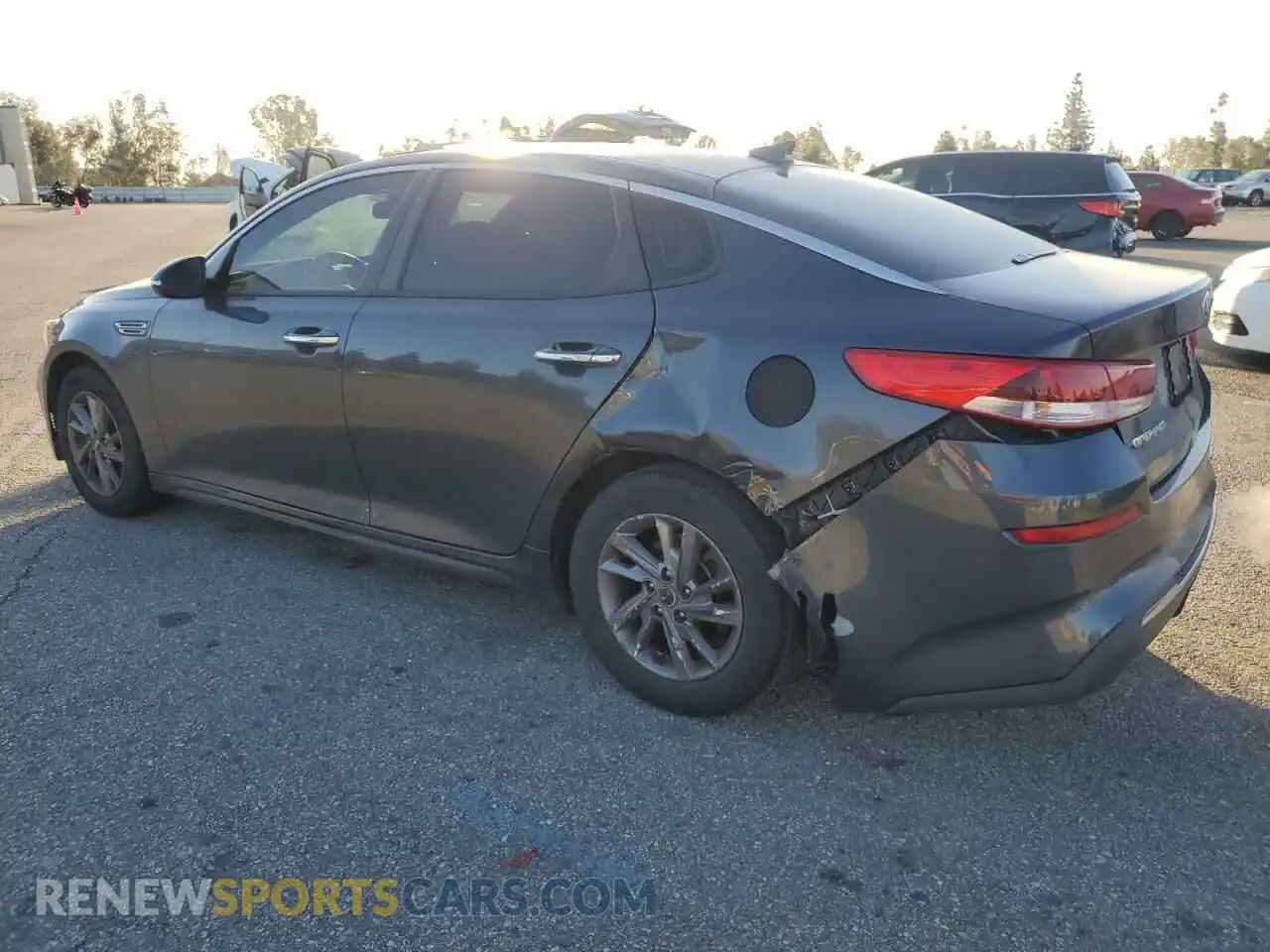 2 Photograph of a damaged car 5XXGT4L32LG388208 KIA OPTIMA 2020