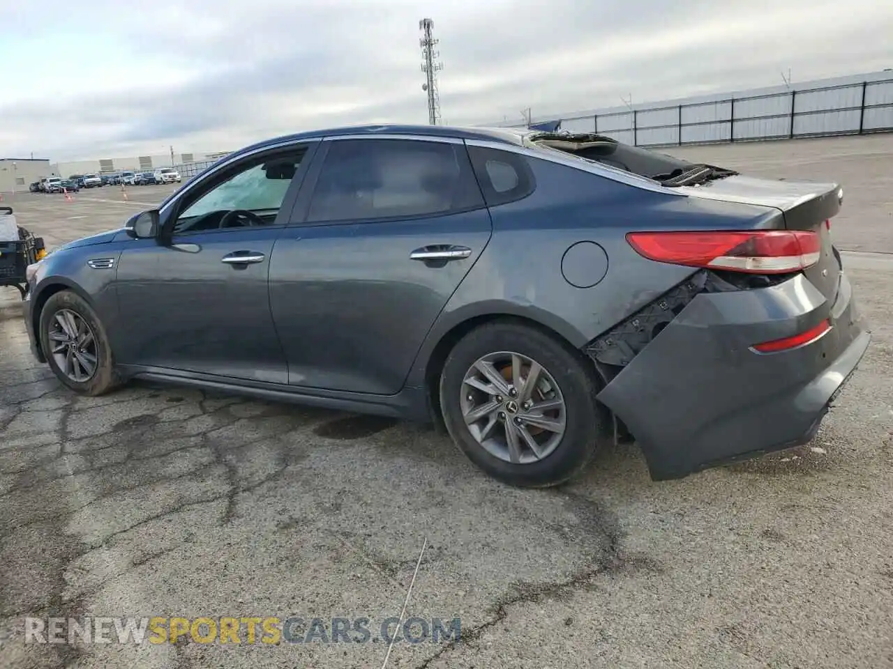 2 Photograph of a damaged car 5XXGT4L33LG390761 KIA OPTIMA 2020