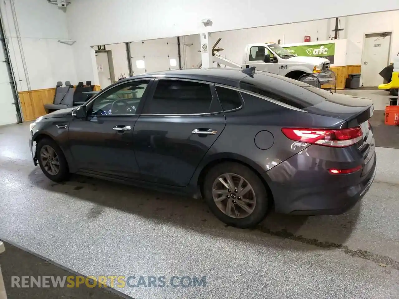 2 Photograph of a damaged car 5XXGT4L33LG442583 KIA OPTIMA 2020