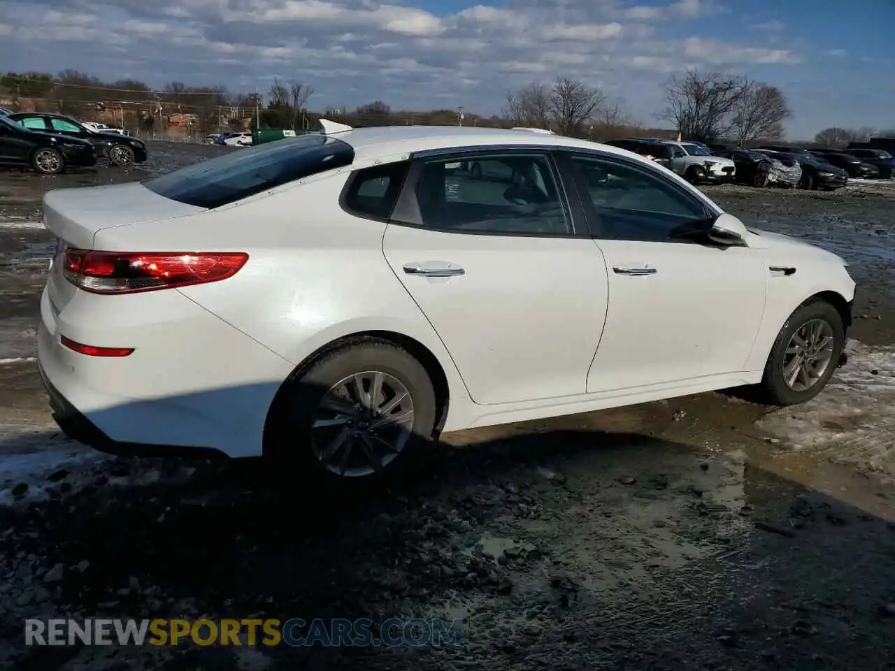 3 Photograph of a damaged car 5XXGT4L33LG444558 KIA OPTIMA 2020
