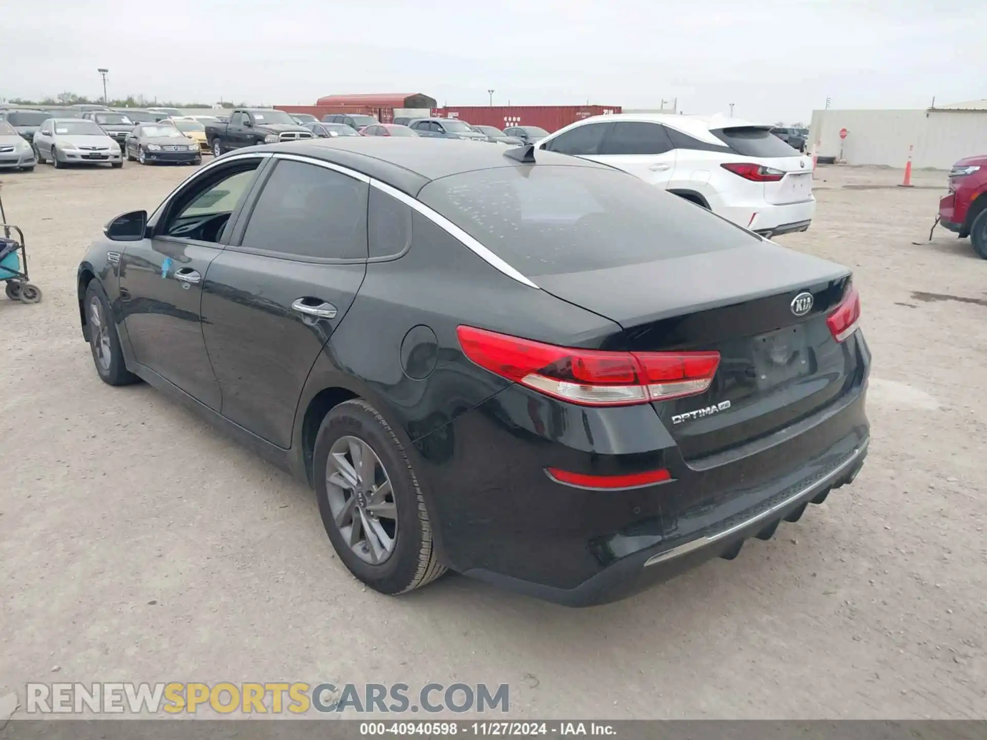 3 fotografías del automóvil dañado 5XXGT4L34LG400939 KIA OPTIMA 2020