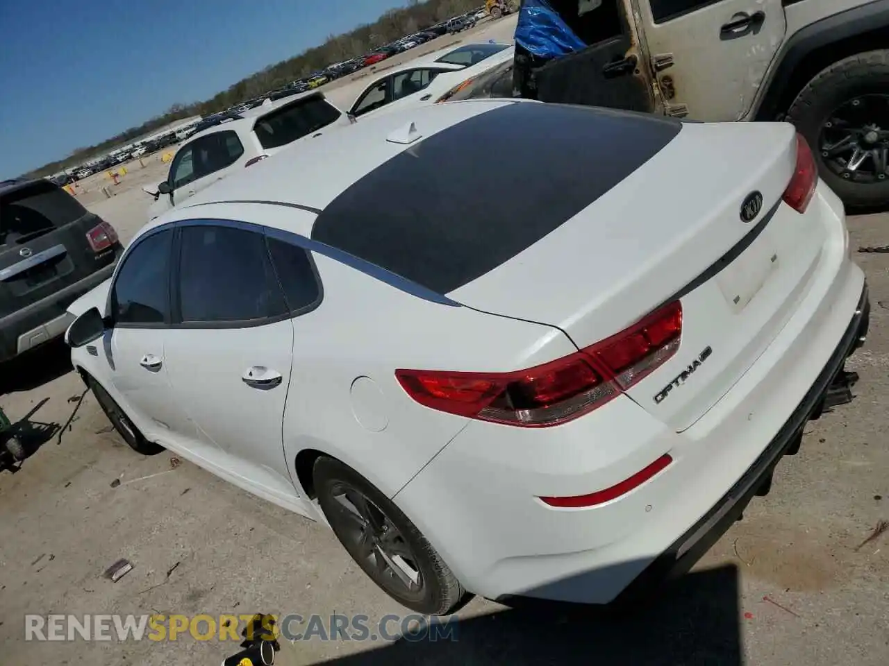 2 Photograph of a damaged car 5XXGT4L34LG426831 KIA OPTIMA 2020
