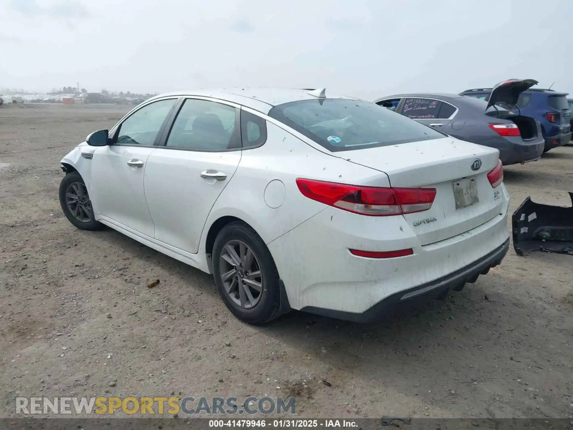 3 Photograph of a damaged car 5XXGT4L35LG420813 KIA OPTIMA 2020