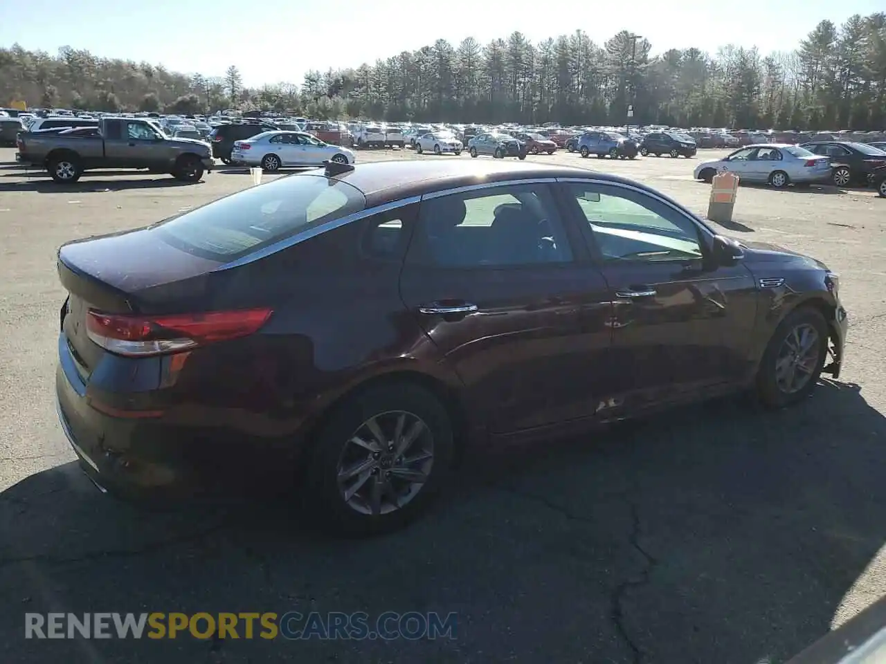 3 fotografías del automóvil dañado 5XXGT4L36LG387546 KIA OPTIMA 2020