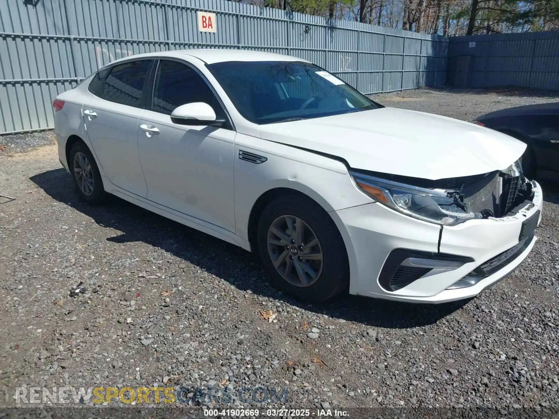 1 Фотография поврежденного автомобиля 5XXGT4L36LG396909 KIA OPTIMA 2020