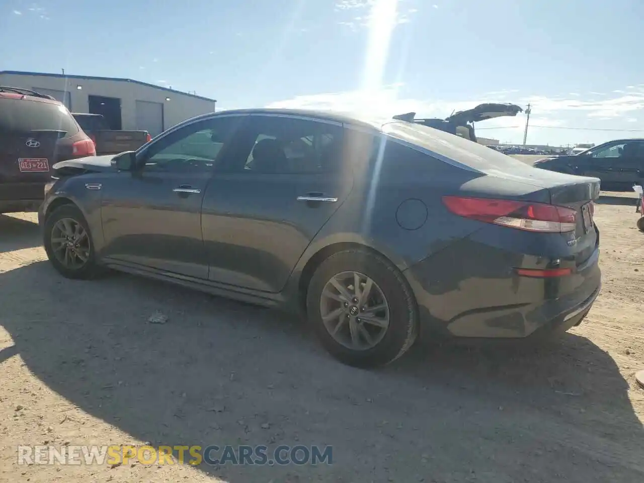 2 Фотография поврежденного автомобиля 5XXGT4L36LG400165 KIA OPTIMA 2020