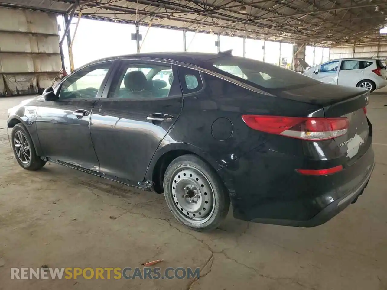 2 Photograph of a damaged car 5XXGT4L36LG449933 KIA OPTIMA 2020