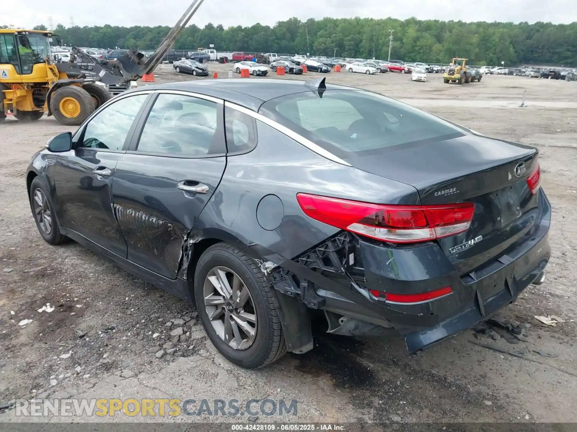 3 fotografías del automóvil dañado 5XXGT4L37LG385708 KIA OPTIMA 2020
