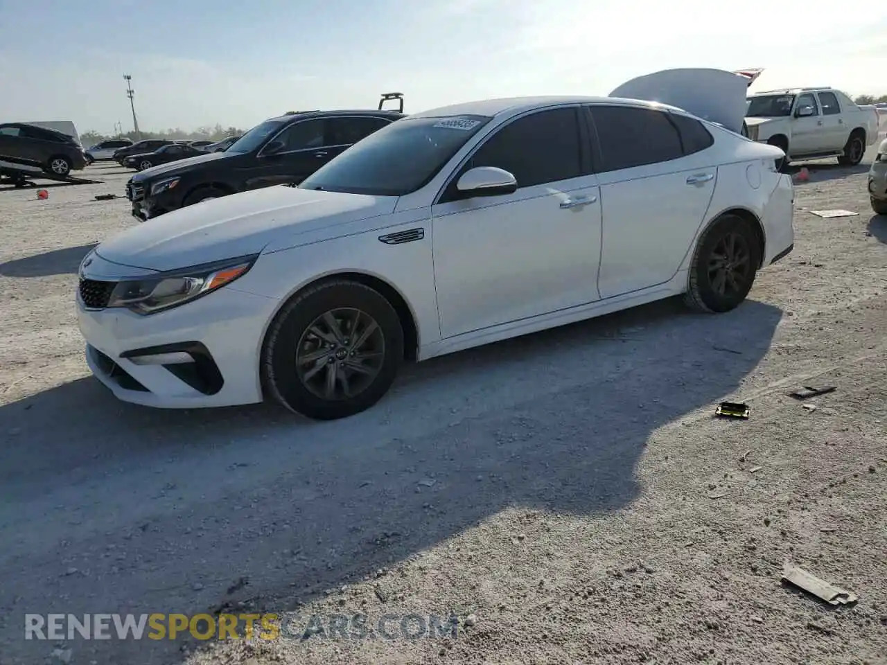 1 Photograph of a damaged car 5XXGT4L37LG396742 KIA OPTIMA 2020