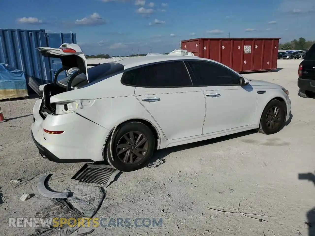 3 Photograph of a damaged car 5XXGT4L37LG396742 KIA OPTIMA 2020