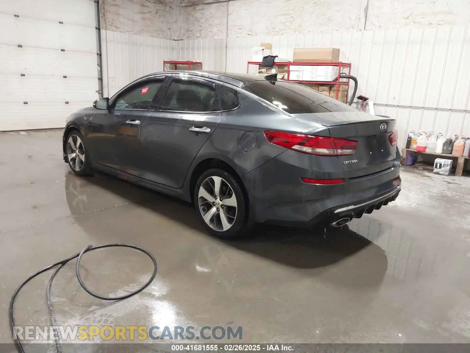 3 Photograph of a damaged car 5XXGT4L37LG413488 KIA OPTIMA 2020