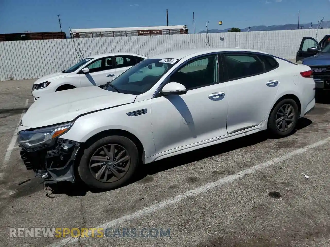 1 Photograph of a damaged car 5XXGT4L38LG390481 KIA OPTIMA 2020