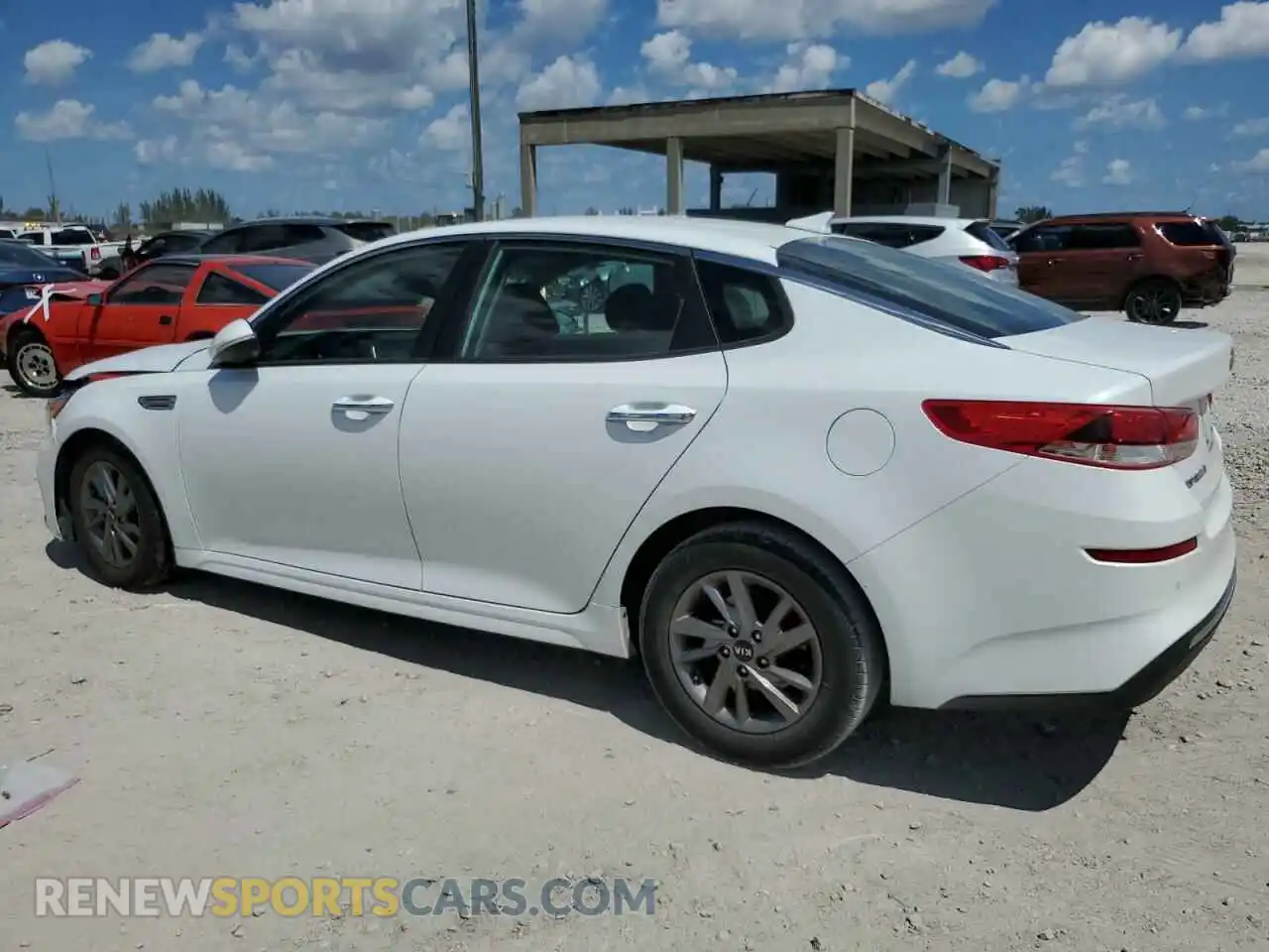 2 Photograph of a damaged car 5XXGT4L38LG431031 KIA OPTIMA 2020