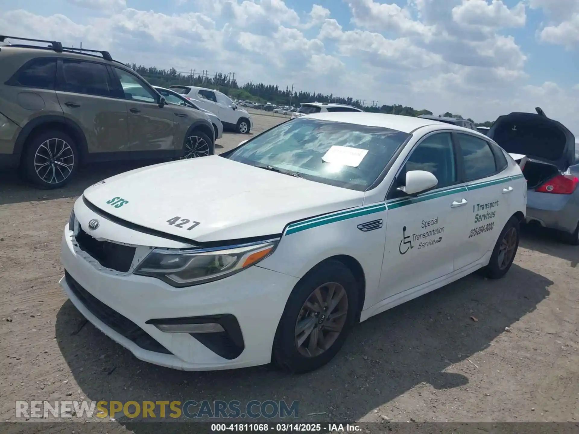 2 Photograph of a damaged car 5XXGT4L39LG384687 KIA OPTIMA 2020