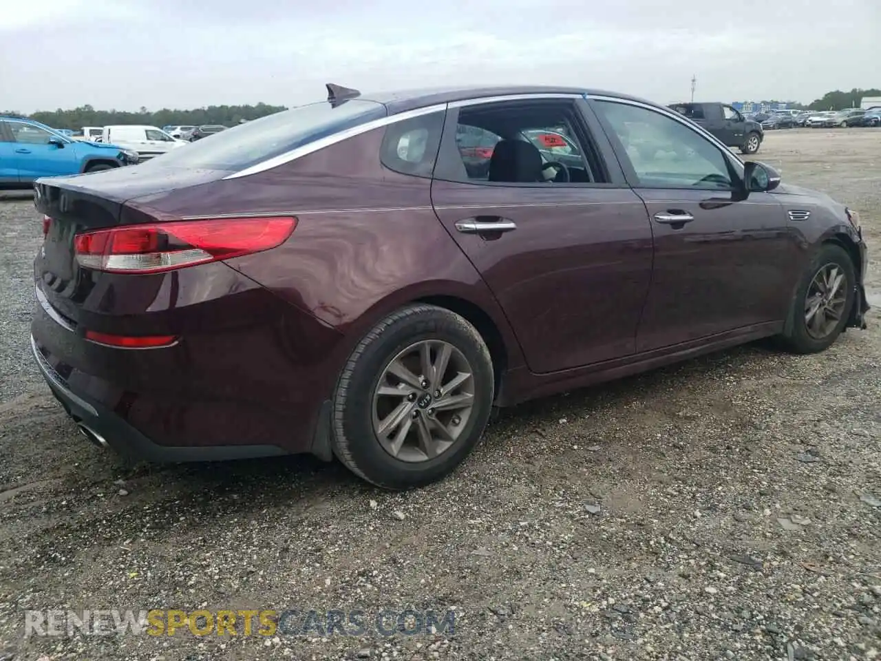 3 Photograph of a damaged car 5XXGT4L39LG396418 KIA OPTIMA 2020