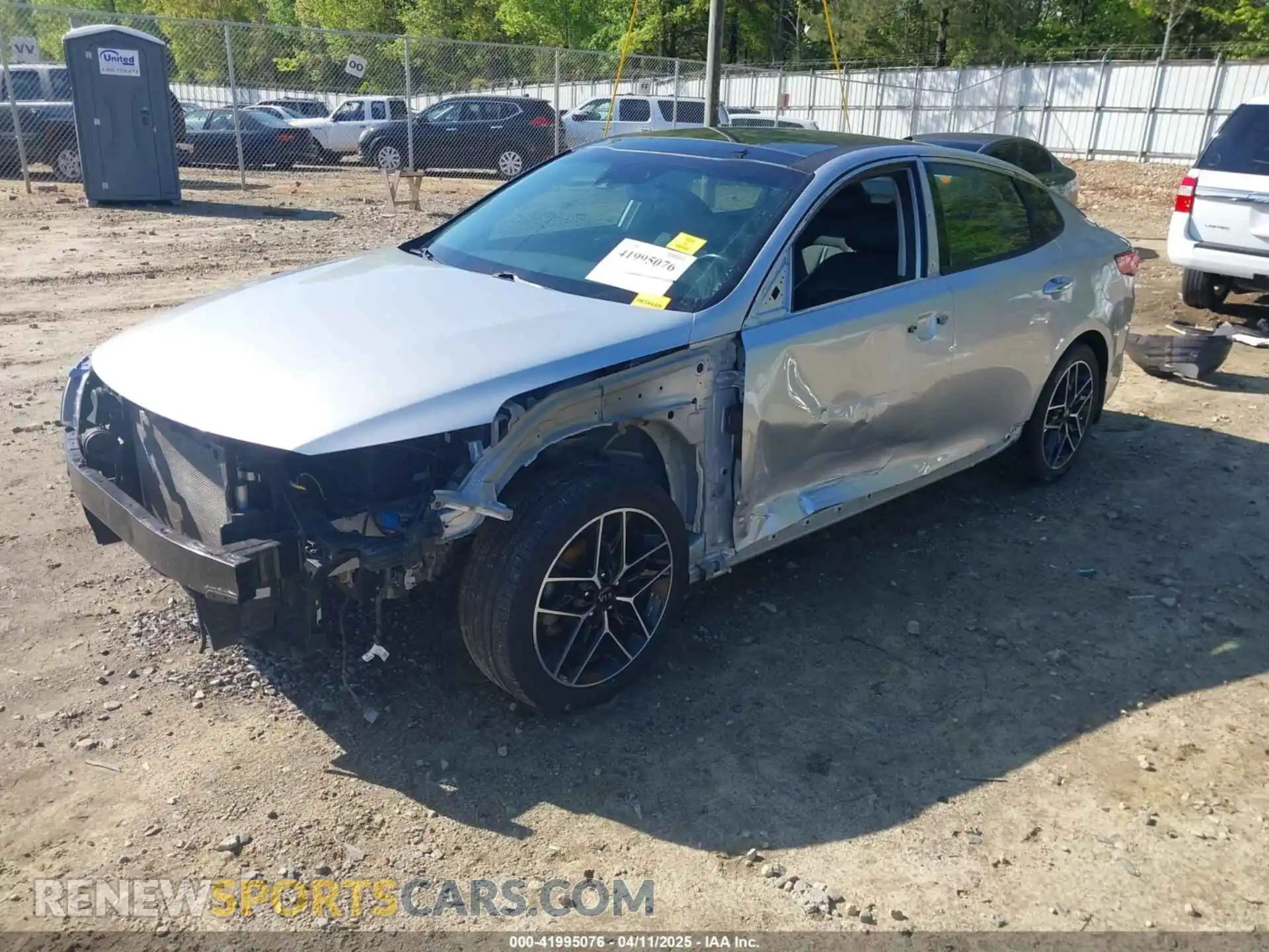 2 Photograph of a damaged car 5XXGT4L39LG435413 KIA OPTIMA 2020