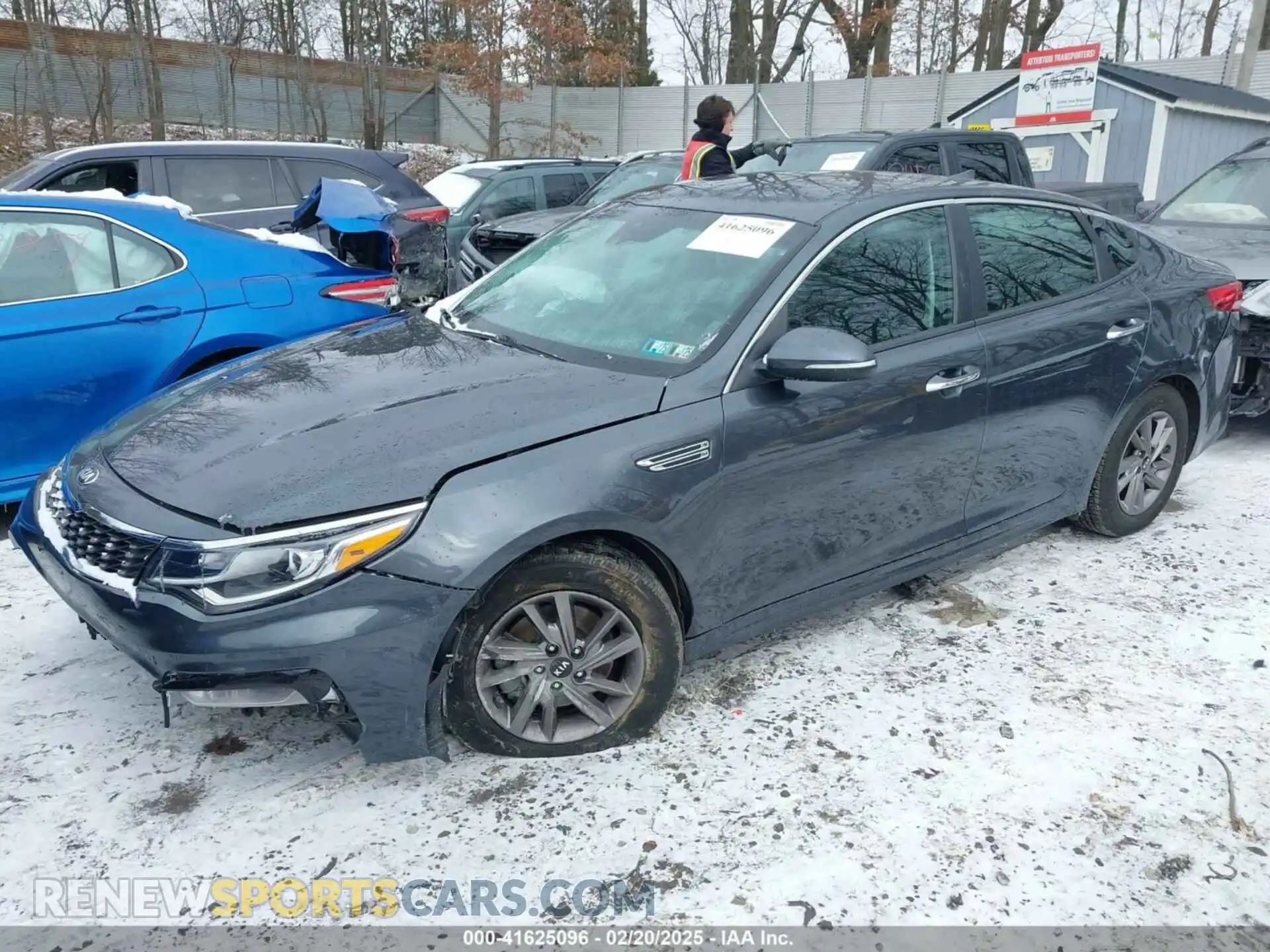 2 fotografías del automóvil dañado 5XXGT4L3XLG434058 KIA OPTIMA 2020