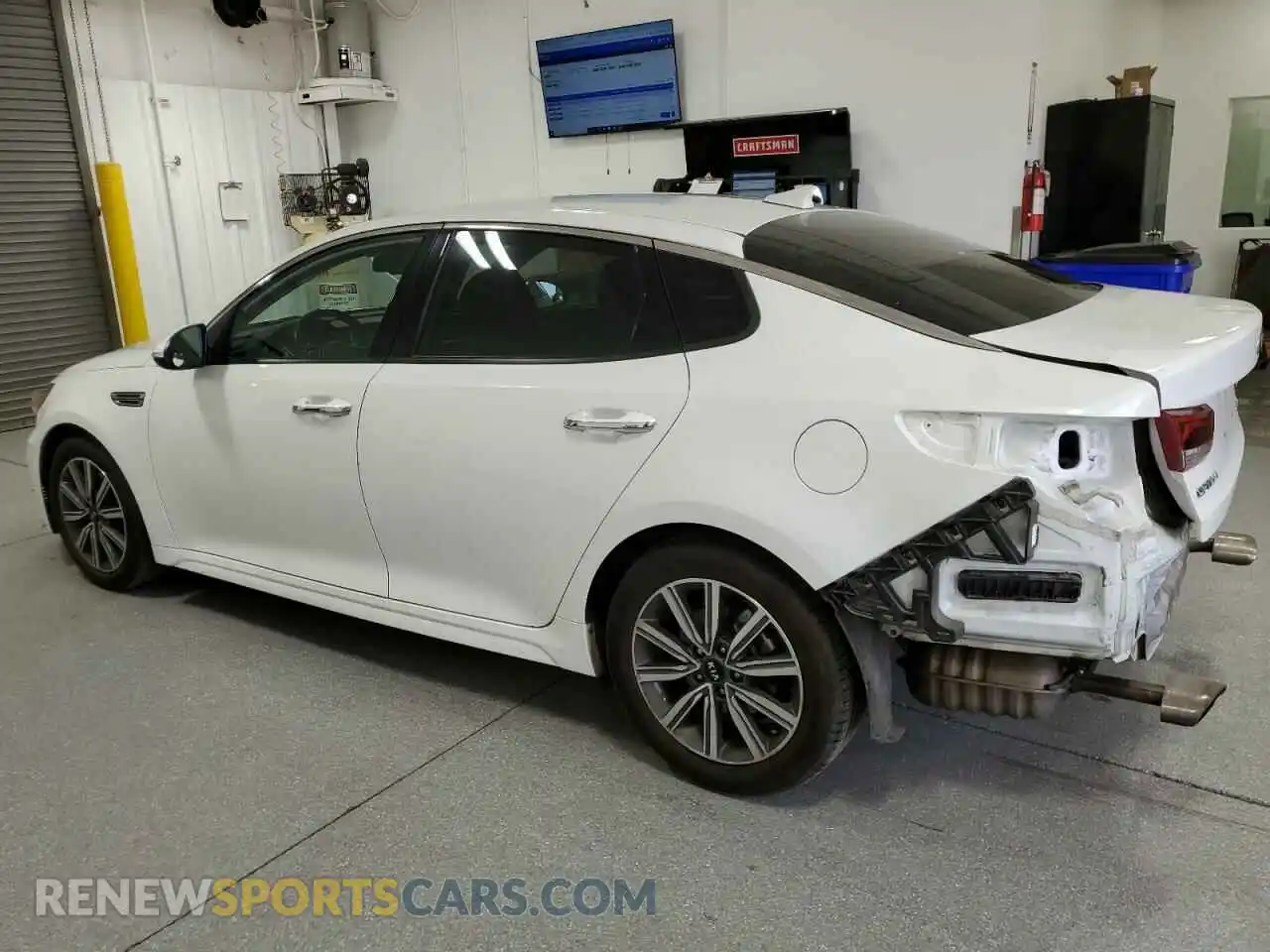 2 Photograph of a damaged car 5XXGU4L11LG414129 KIA OPTIMA 2020