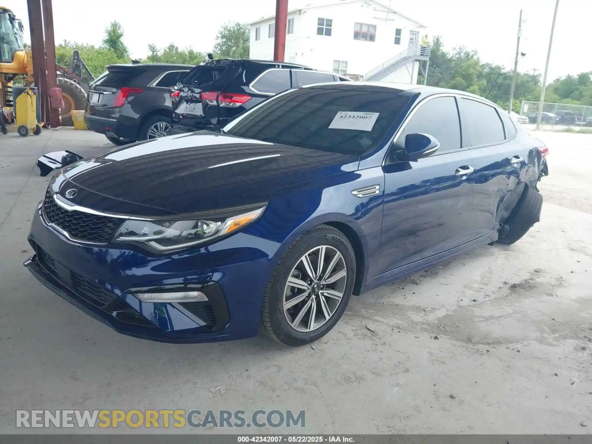 2 Photograph of a damaged car 5XXGU4L13LG405125 KIA OPTIMA 2020