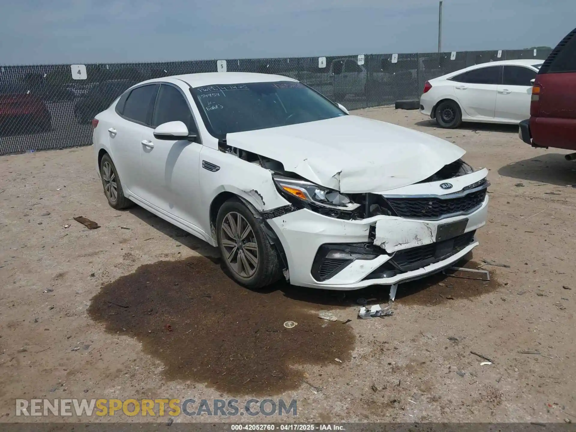 1 Photograph of a damaged car 5XXGU4L14LG417817 KIA OPTIMA 2020