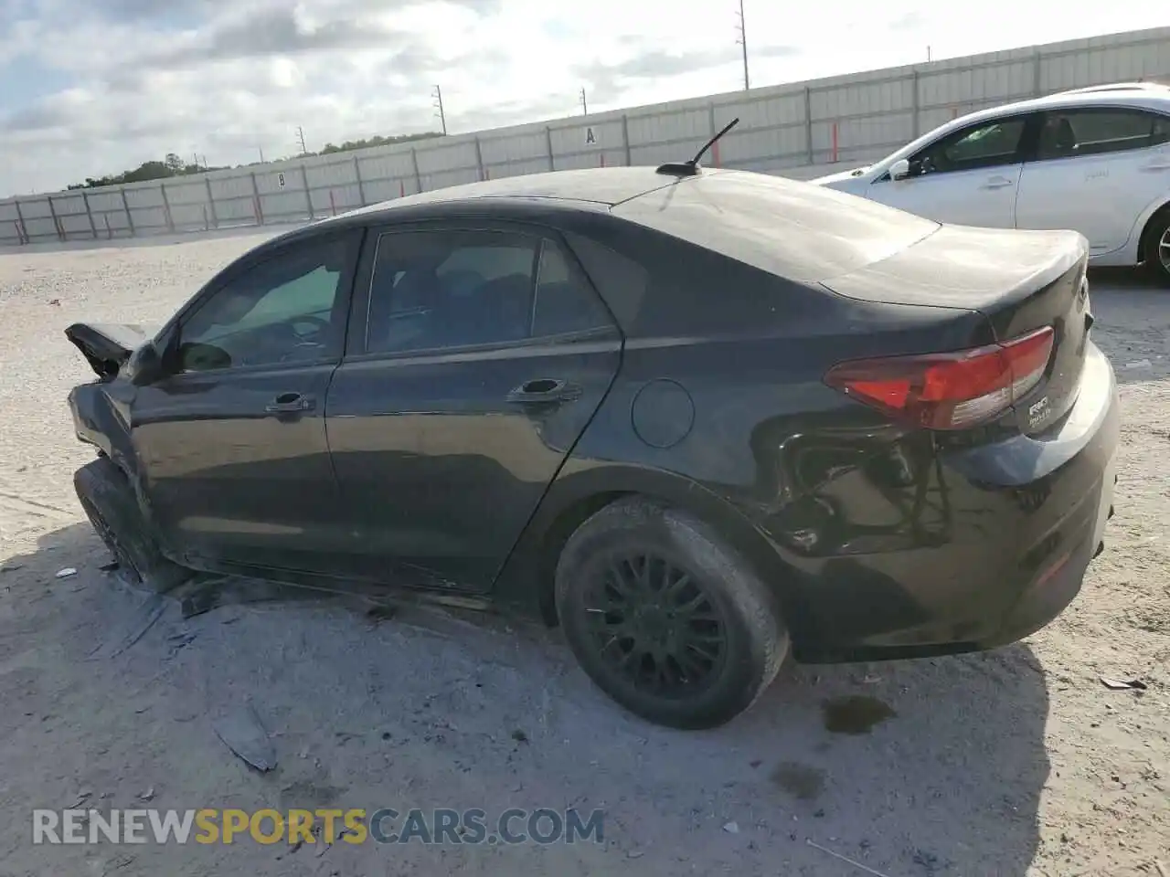 2 Photograph of a damaged car 3KPA24AB1KE160551 KIA RIO 2019