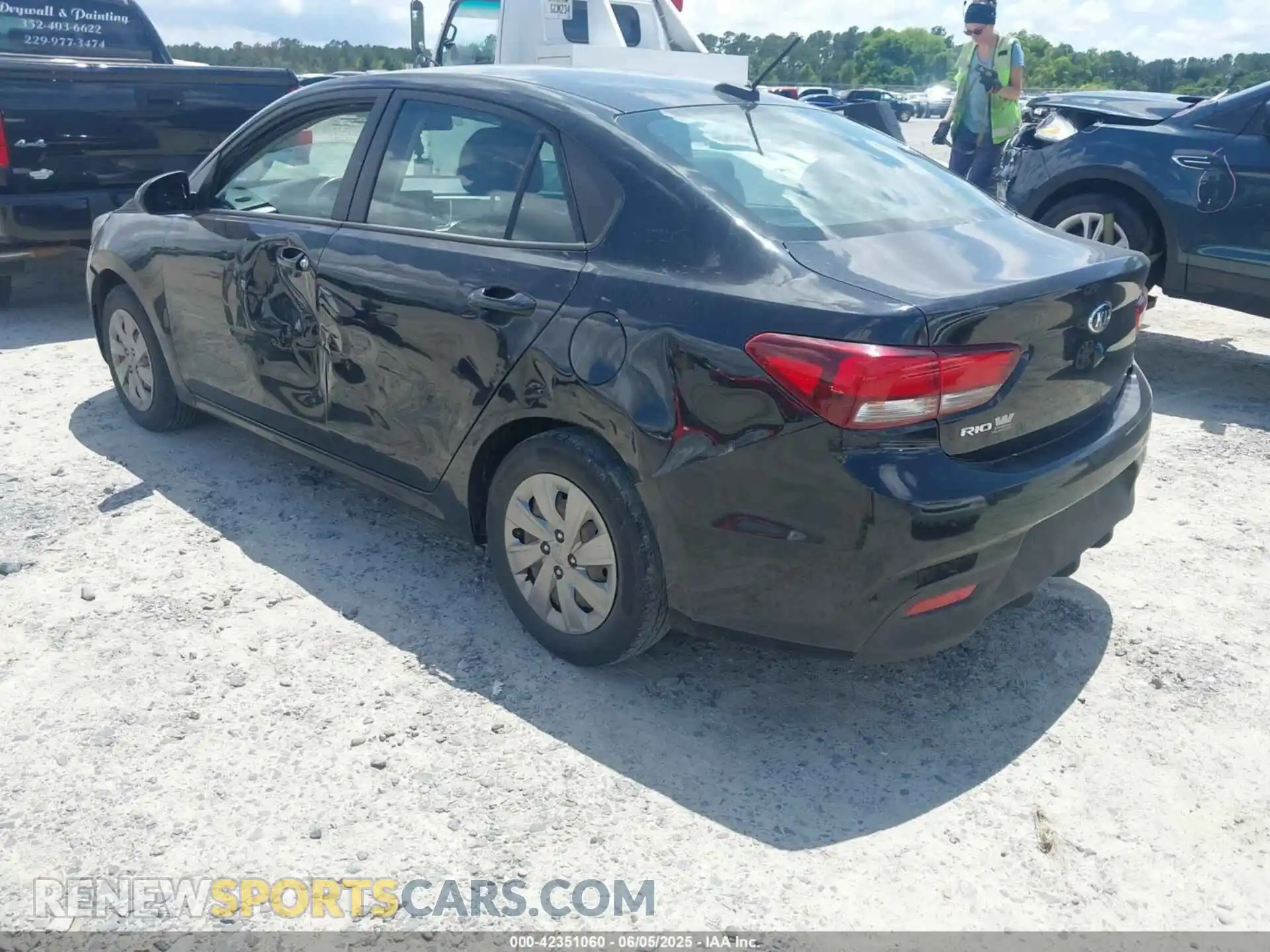 3 Photograph of a damaged car 3KPA24AB7KE242560 KIA RIO 2019