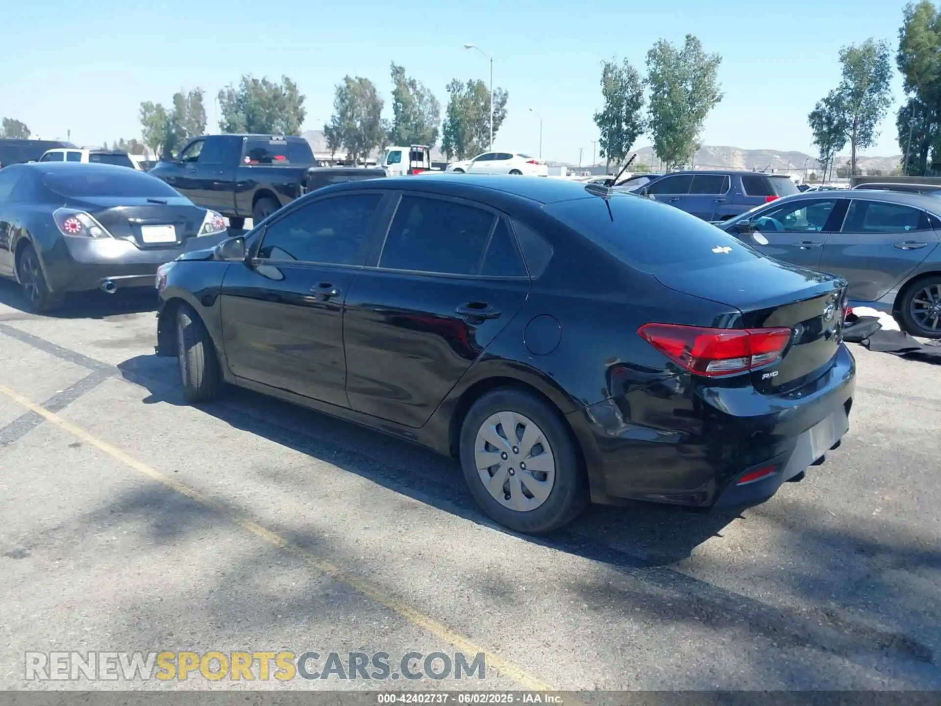 3 Photograph of a damaged car 3KPA24AB8KE180313 KIA RIO 2019