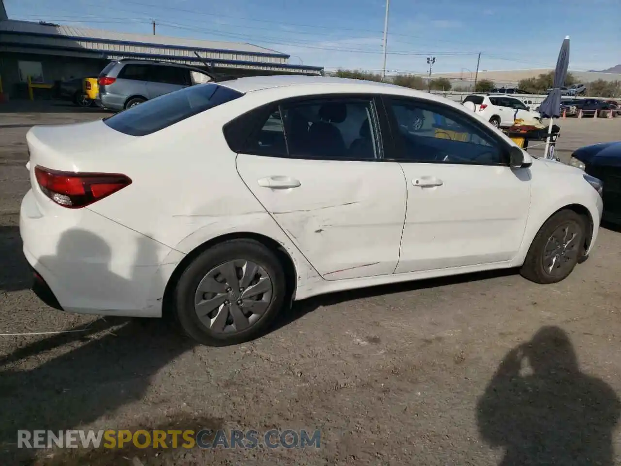 3 Photograph of a damaged car 3KPA24AD0LE312855 KIA RIO 2020