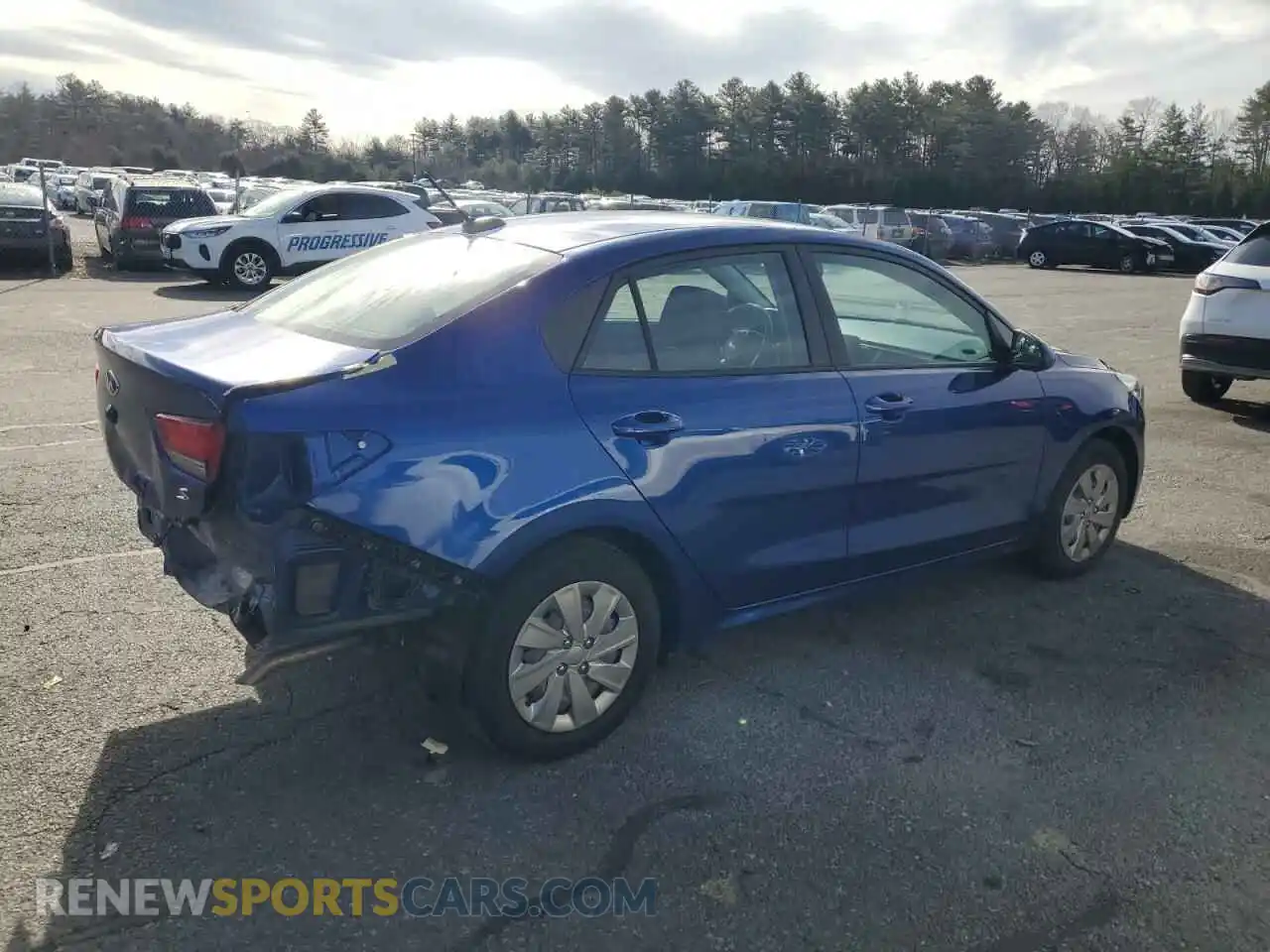 3 Photograph of a damaged car 3KPA24AD1LE260040 KIA RIO 2020